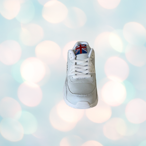 Weiße Turnschuhe