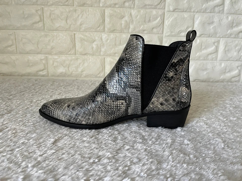 Stiefel mit Schlangenmuster Young Spirit - Rechts 37