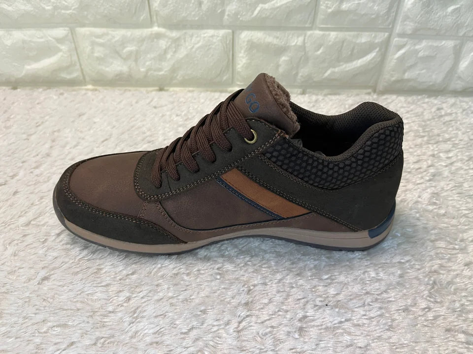 Gefütterter Sneaker Easy Go - Rechts 41