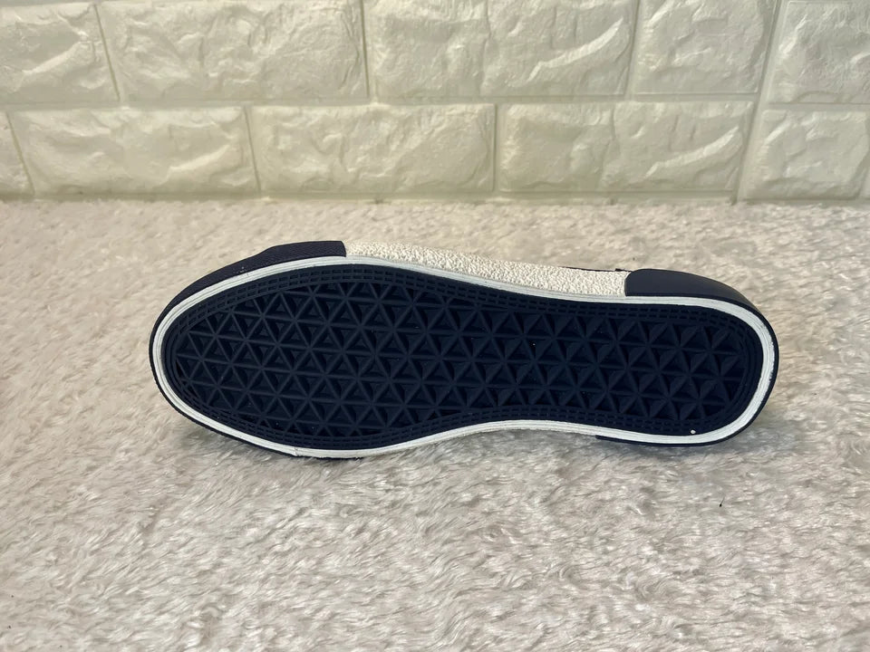 Sneaker im Bootsschuh-Modell - Links 41