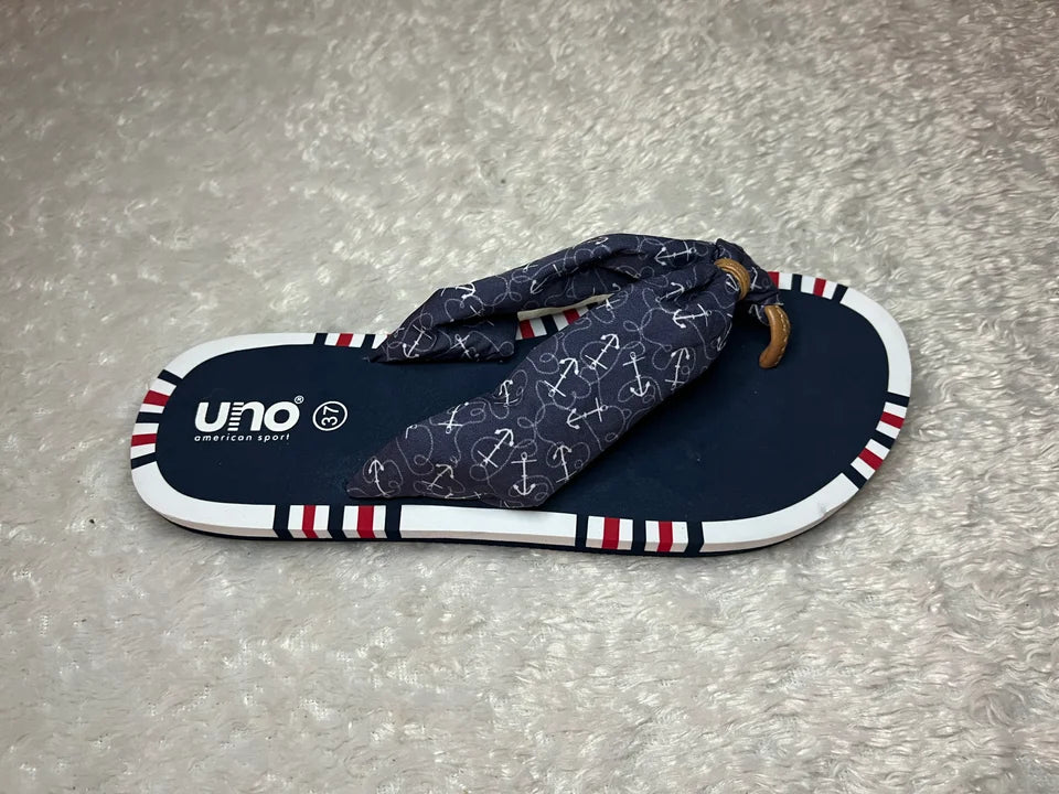 Slipper mit Stoff - Rechts 37