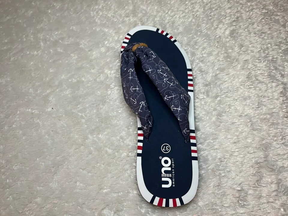 Slipper mit Stoff - Rechts 37
