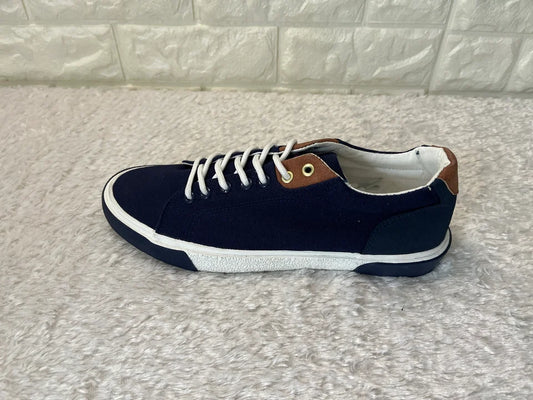 Sneaker im Bootsschuh-Modell - Links 41
