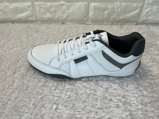 Sneaker Young Spirit London - Links 41
