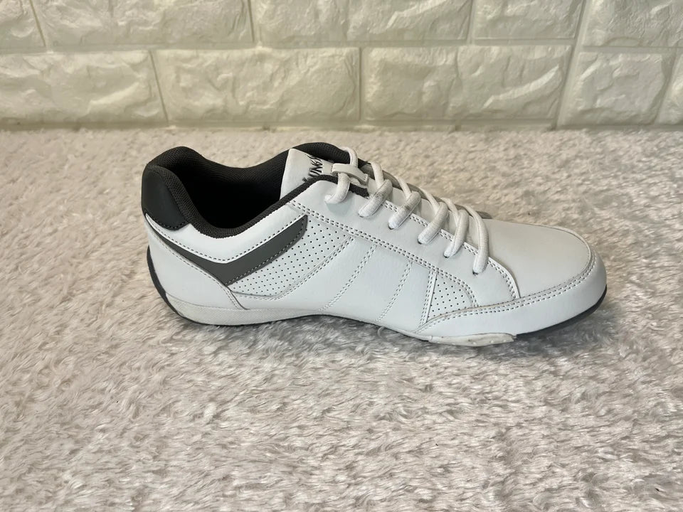 Sneaker Young Spirit London - Links 41