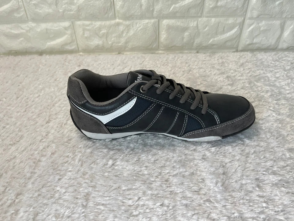 Sneaker Young Spirit London - Links 41