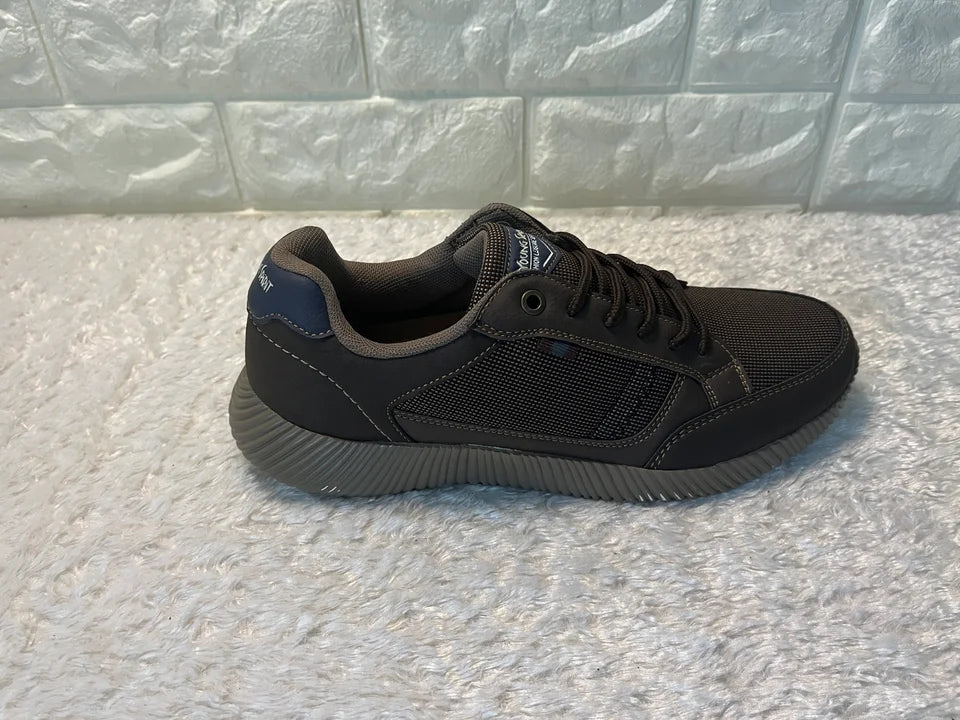 Sneaker Young Spirit - Rechts 41