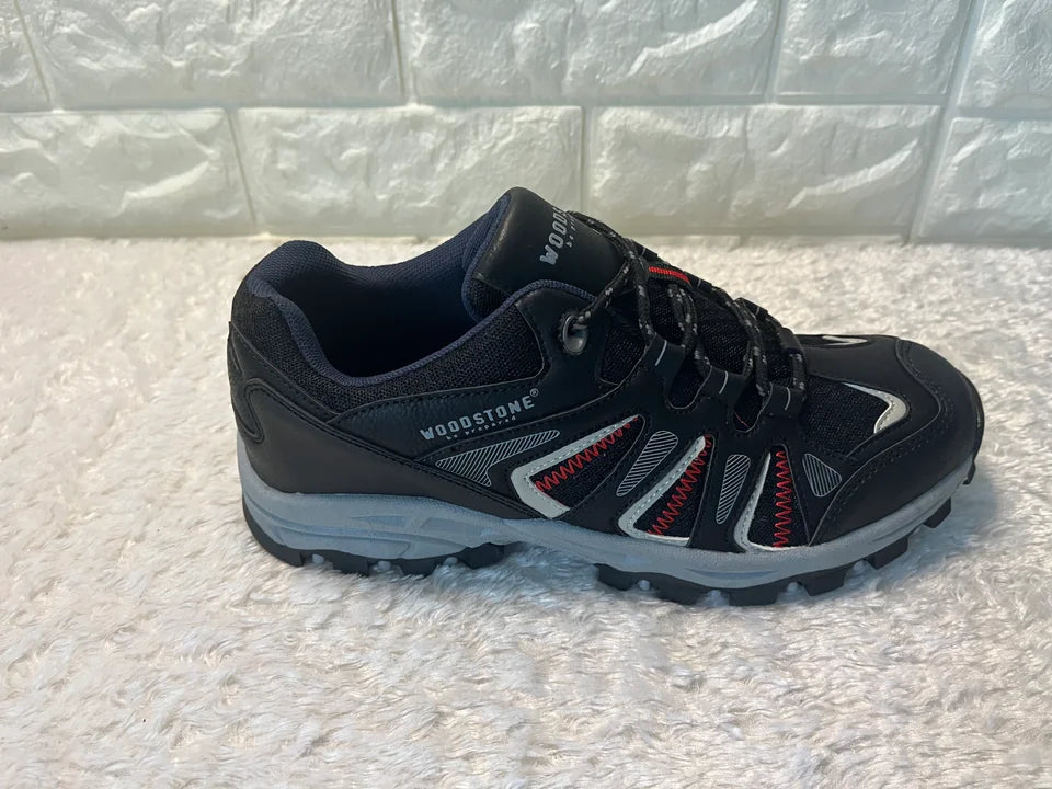 Robuster Sneaker Woodstone - Rechts 41