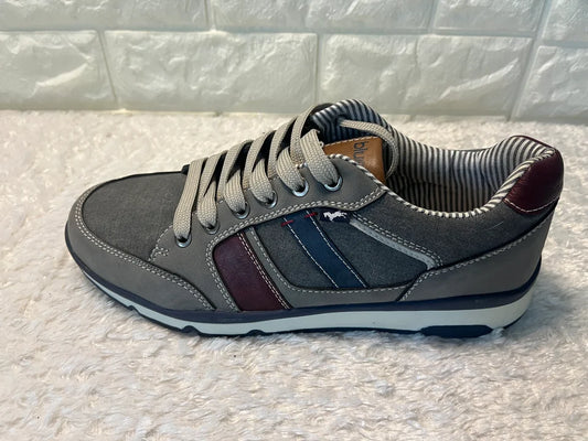 Sneaker Bluebox - Links 41