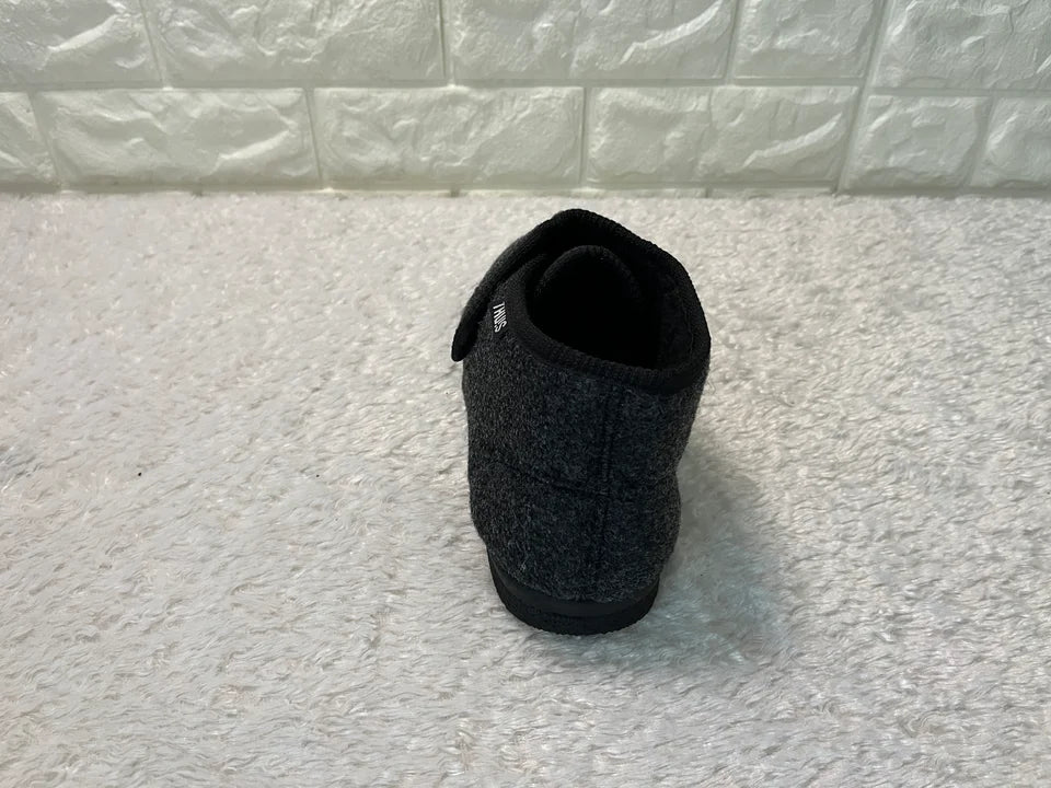 Robuster Slipper - Links 42