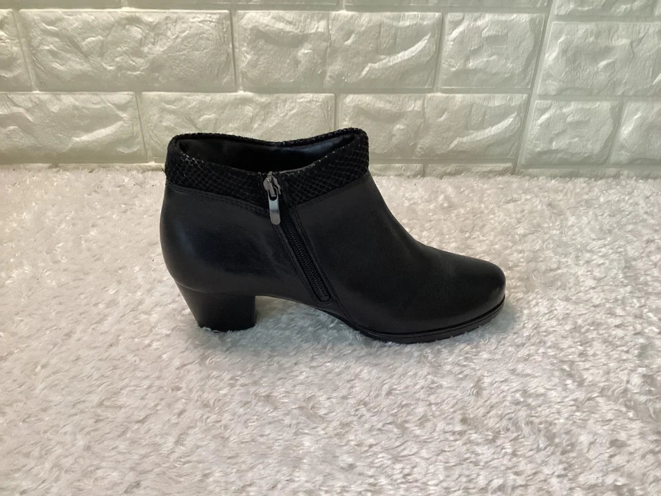 Stiefelette - Links 37