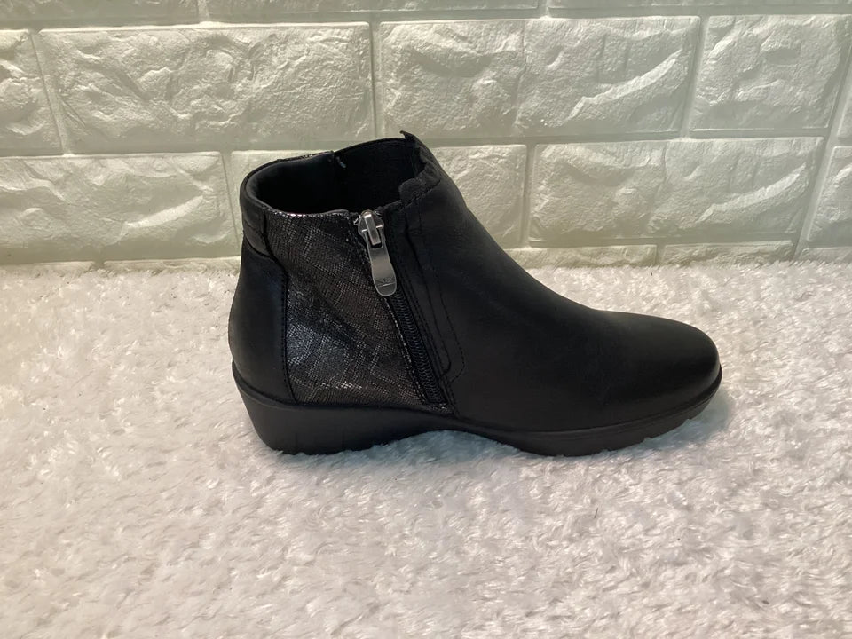Stiefeletten Atrai - Links 37