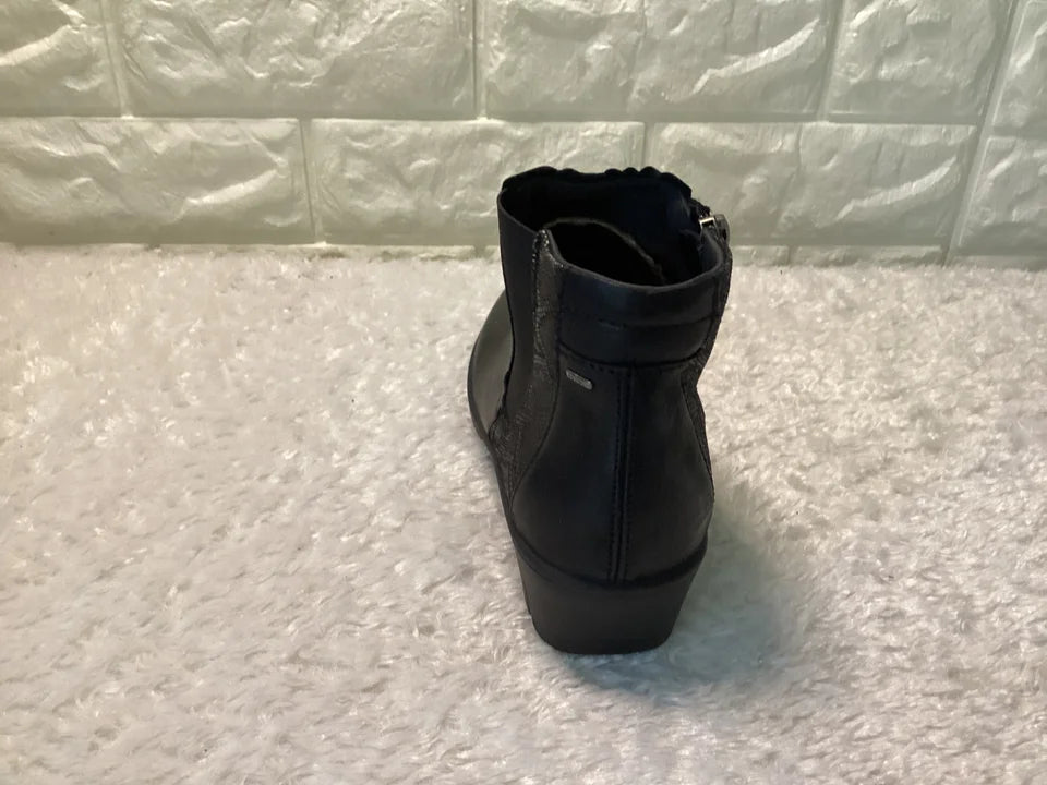 Stiefeletten Atrai - Links 37