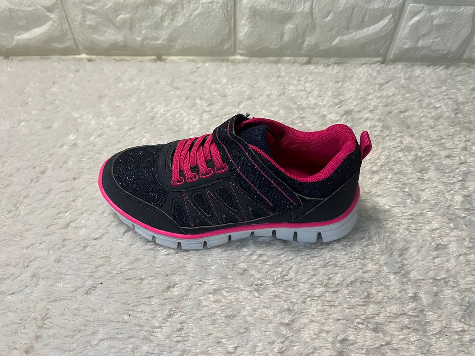 Sneakergirl Bluebox - Links 31