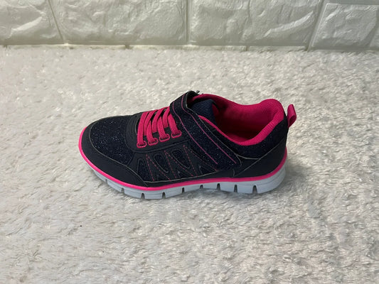 Sneakergirl Bluebox - Links 31