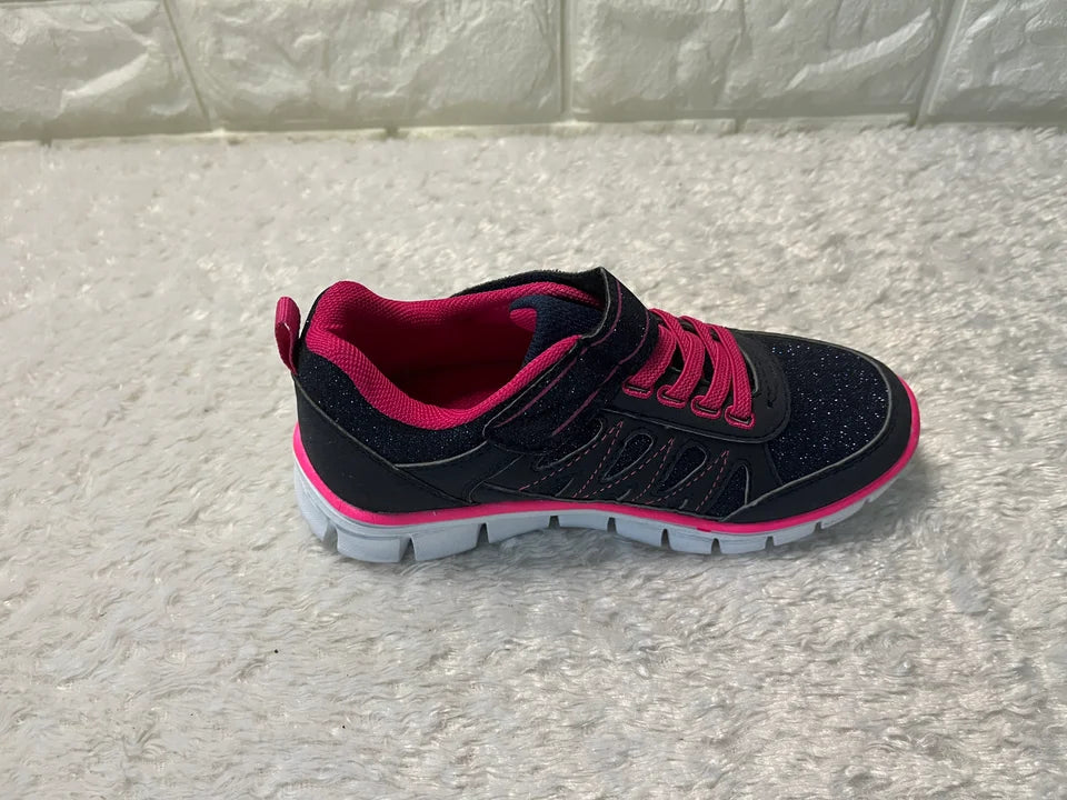 Sneakergirl Bluebox - Links 31